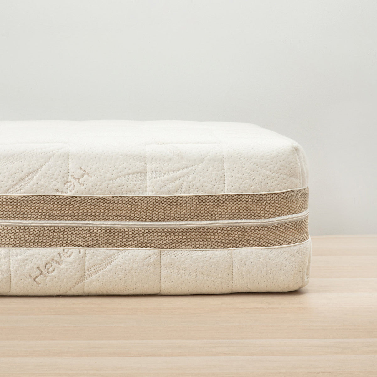 Organic pillow top best sale mattress