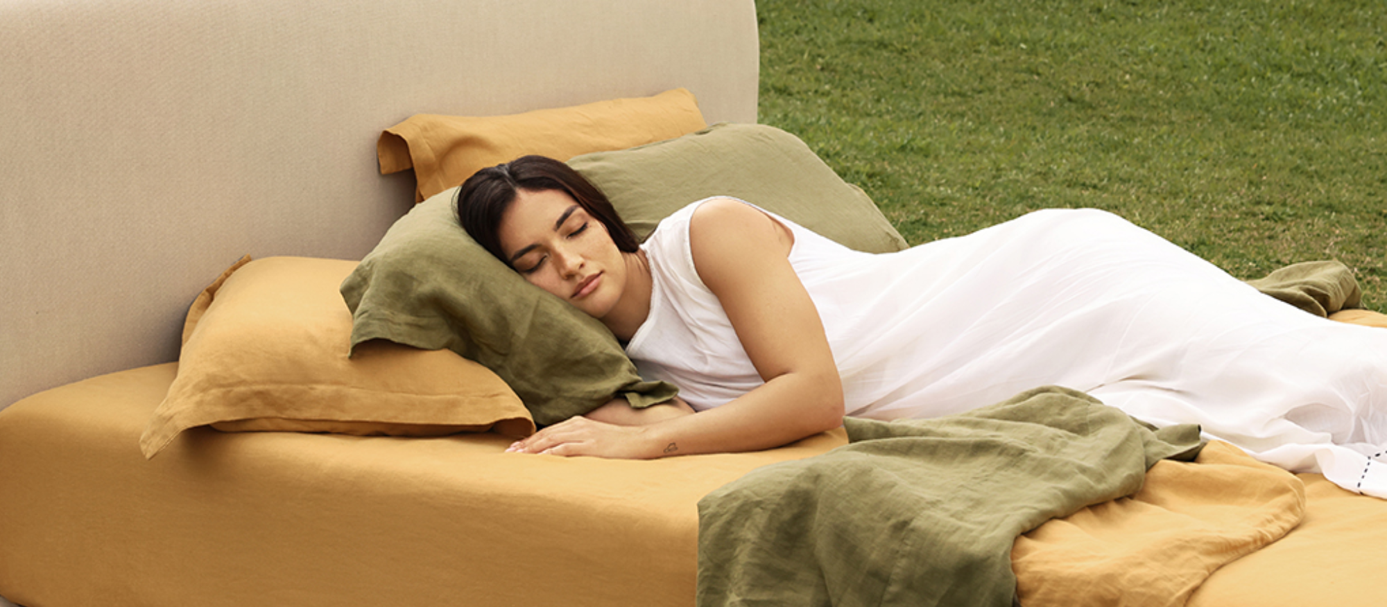 العلاقة بين النوم والصحة النفسية: كيف تساهم غرفة نومك في تعزيز صحتك العاطفية