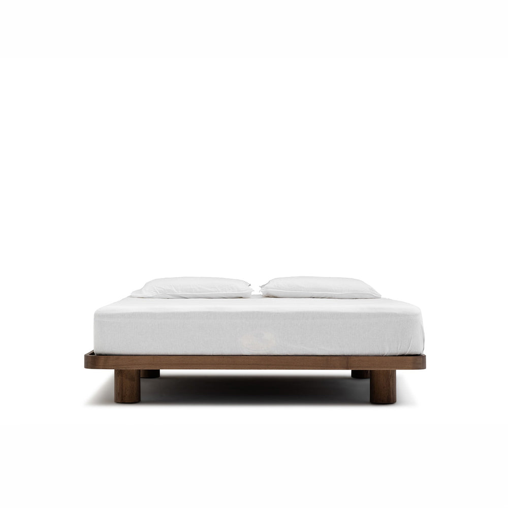 هيكل سرير «ماجو» بدون لوح رأس