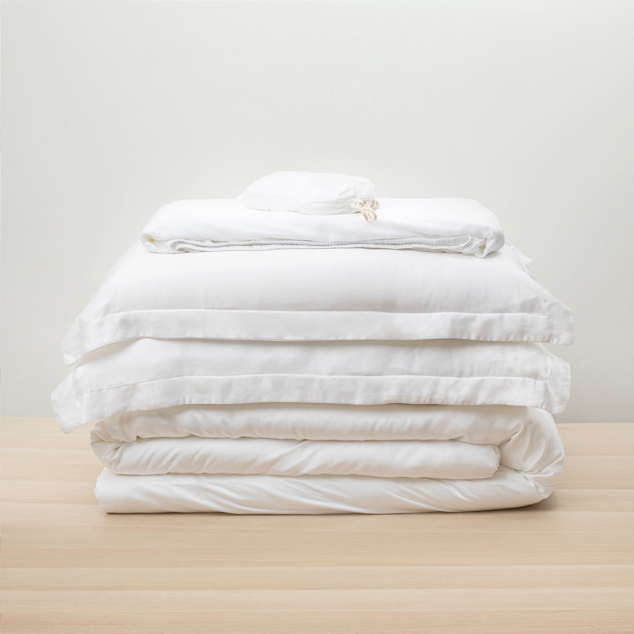Bamboo sheets deals and pillows